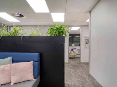 Well-appointed workspace in prime city fringe