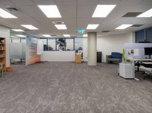 Well-appointed workspace in prime city fringe