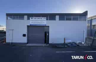 76.5sqm Corner Industrial Unit with Exposure