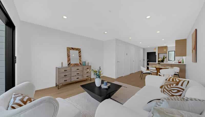 11 Awhi Lane, Massey