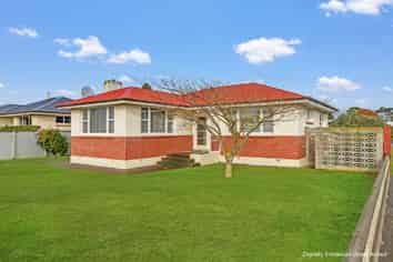 11 Lincoln Road, Springvale