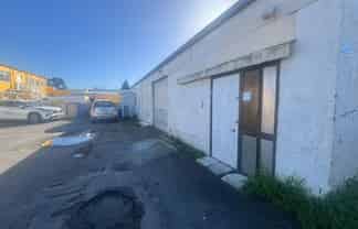 Storage in Central Greerton
