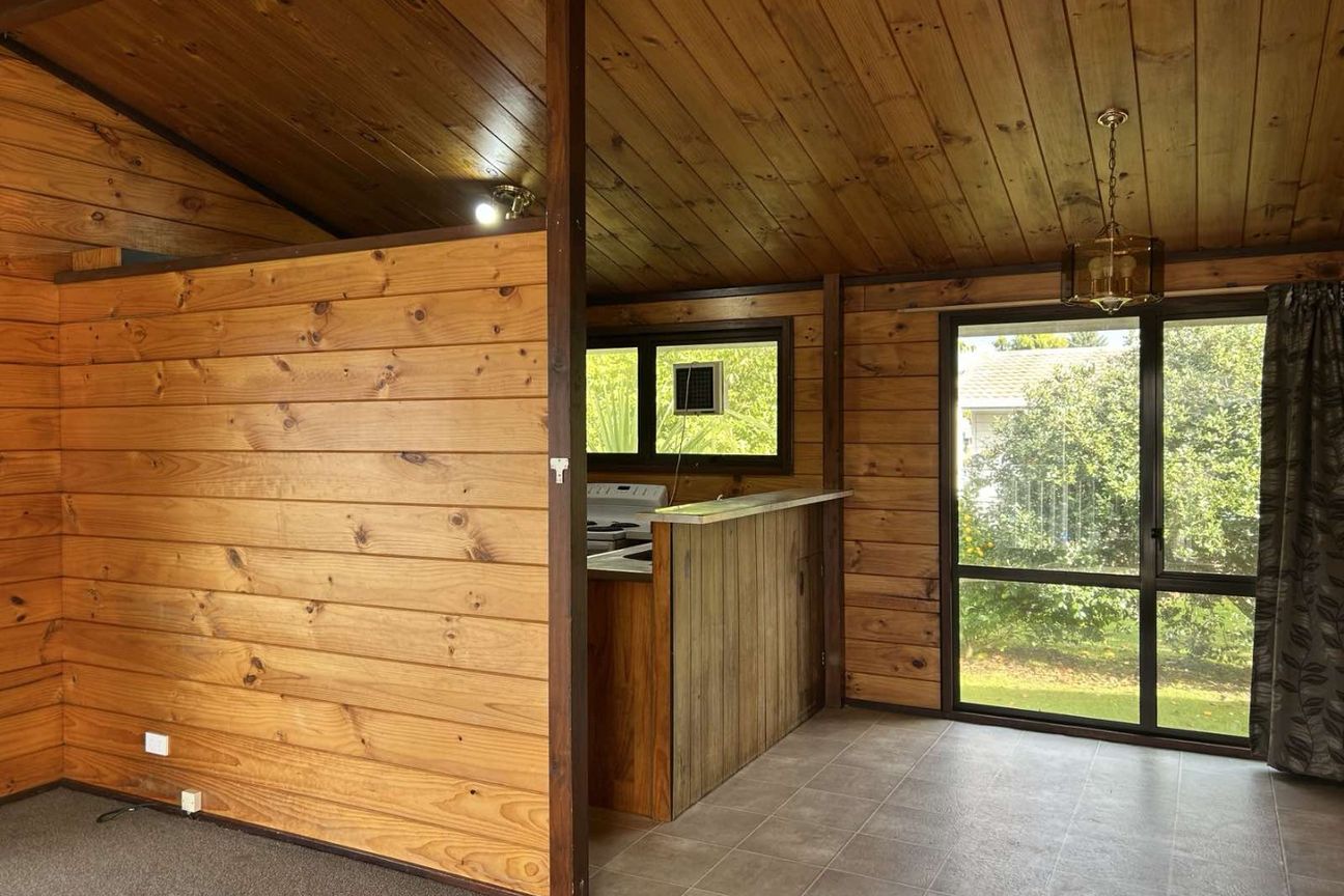 Lovely Lockwood In Western Heights - Aanzicht 4