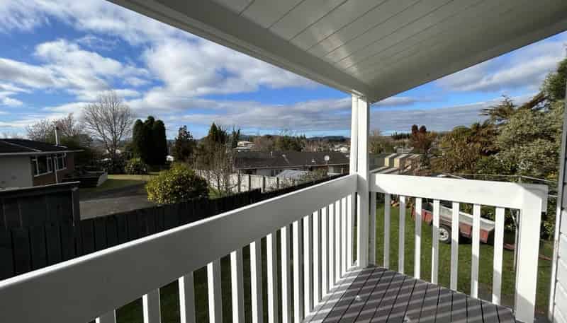 184B Clayton Road, Mangakakahi