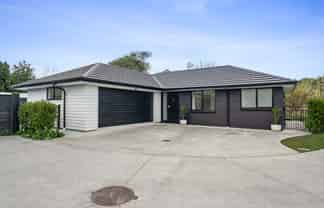 11 Riverboat Lane, Helensville