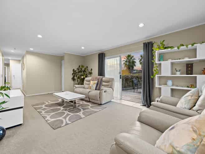 19 Pahi Place, West Harbour