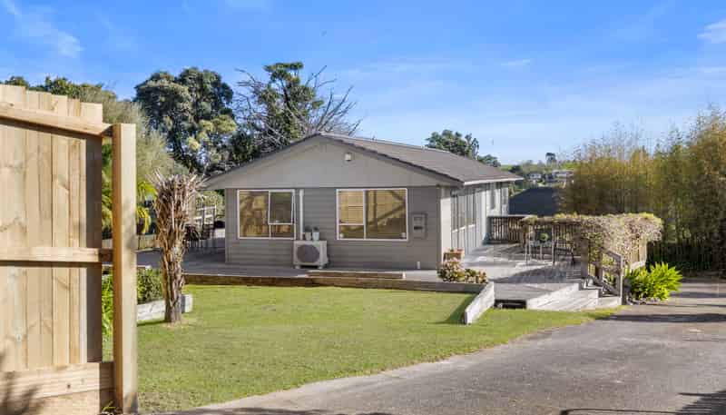 19 Pahi Place, West Harbour