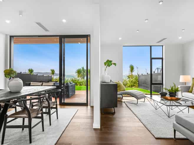 16 Picnic Point Road, Hobsonville