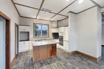 41 Gerrard Road, Winton