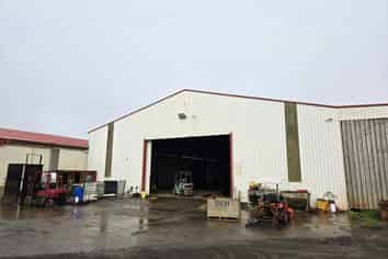 Cost-effective large shed