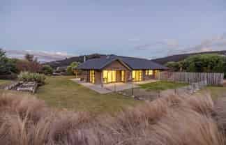 4 Beagle Lane, Wanaka