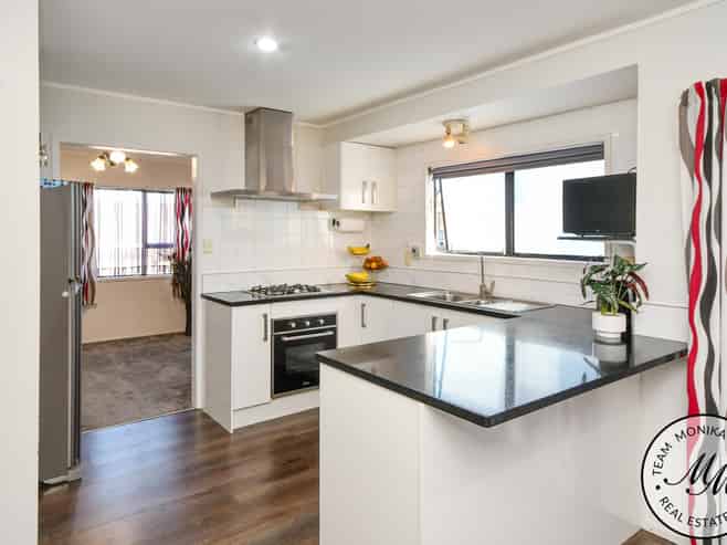 36 Eugenia Rise, Totara Heights