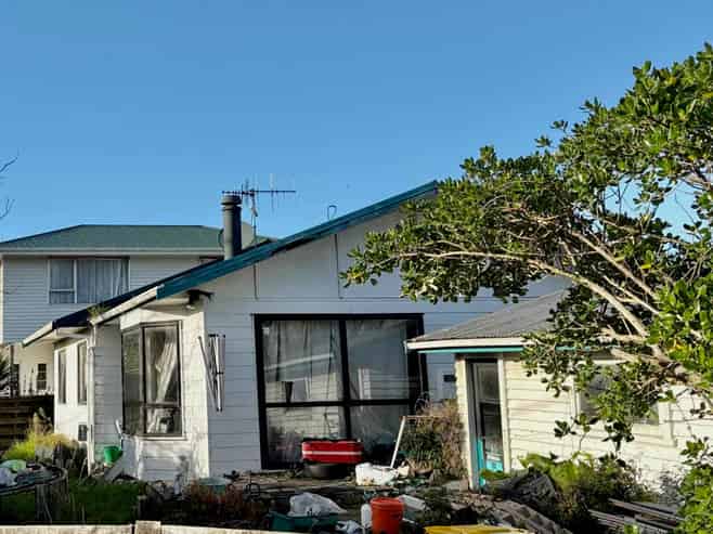 76A Rata Road, Paraparaumu