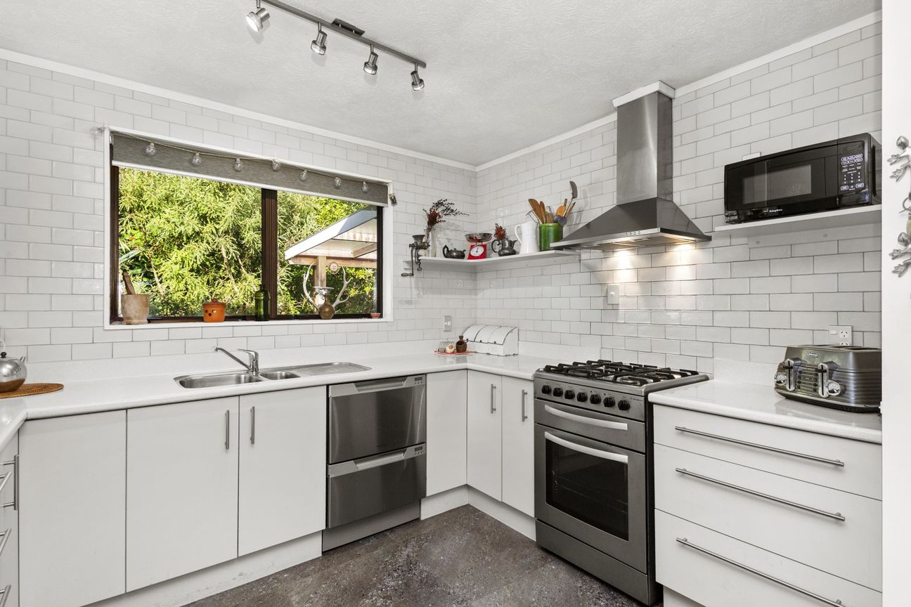 Tranquil Bush Retreat with Stunning Views. - Widok 4