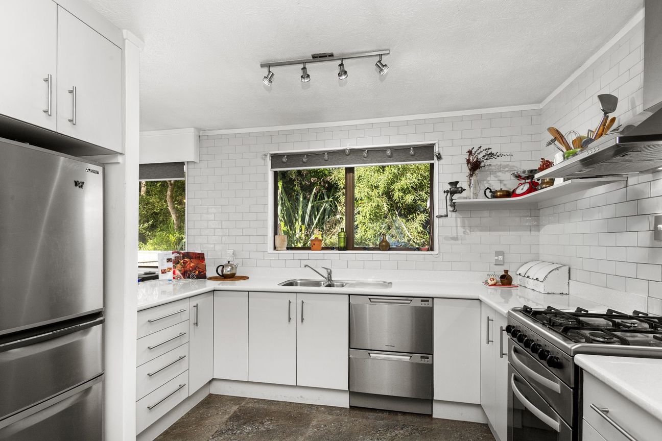 Tranquil Bush Retreat with Stunning Views. - Widok 3