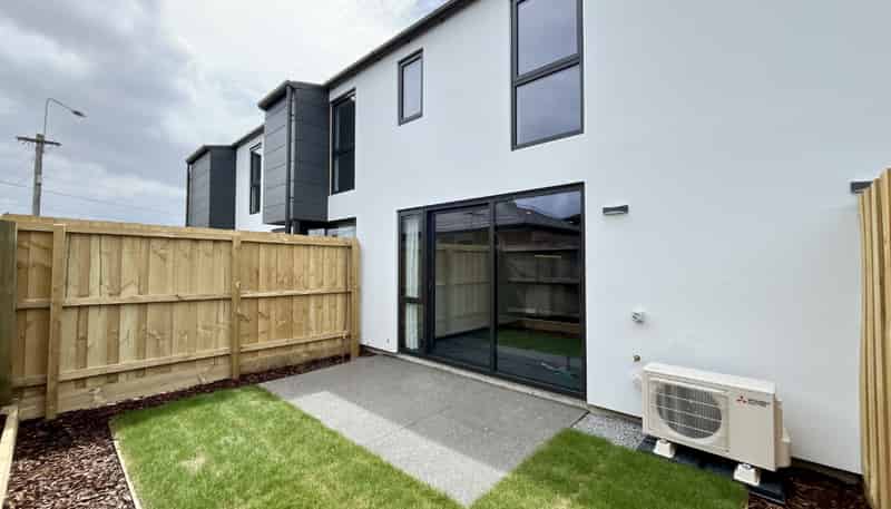 3/6 Manatu Lane, Waltham