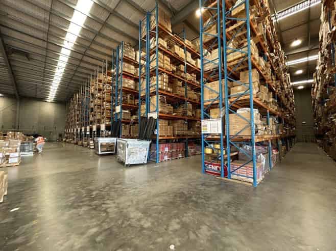 Prime Airport Oaks Industrial | 2,500sqm High-Stud