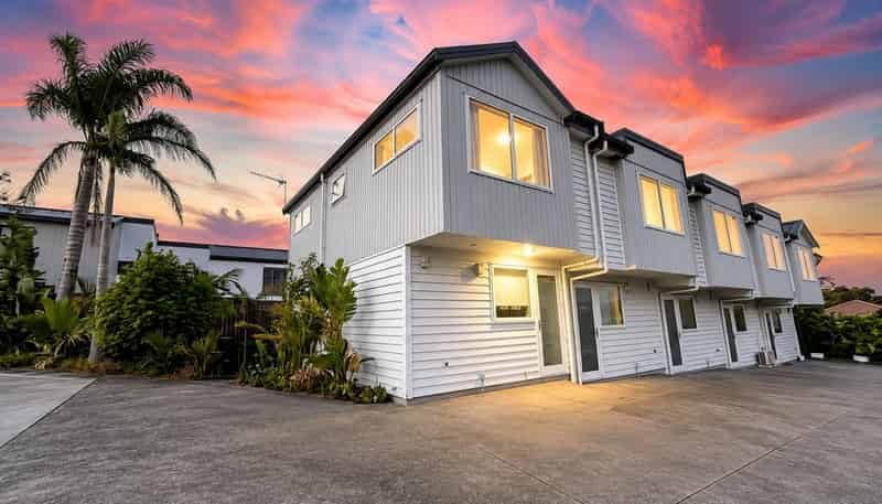 1/70a Barrack Road, Mount Wellington