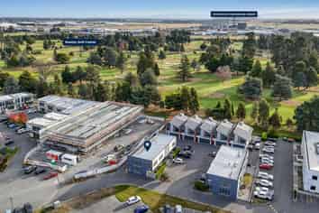 Modern dual-income investment in Burnside