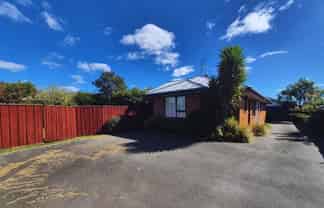 1 Breton Common, Rolleston