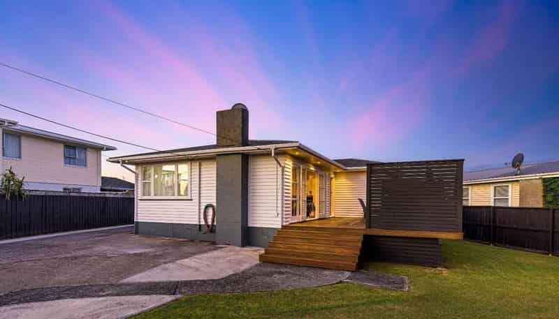 169 Waimumu Road, Massey