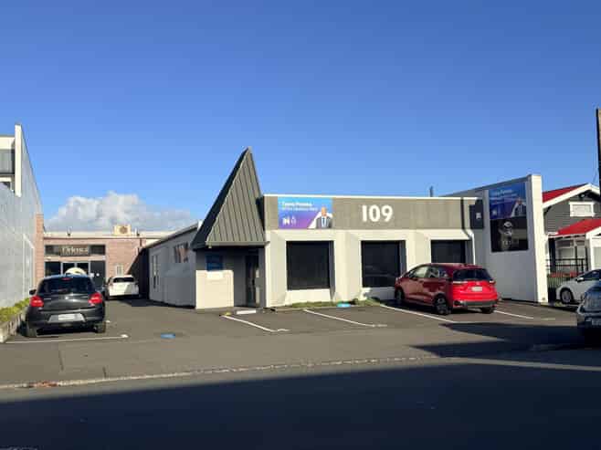 CBD fringe office