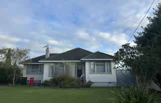 39 Carlisle Street, Levin