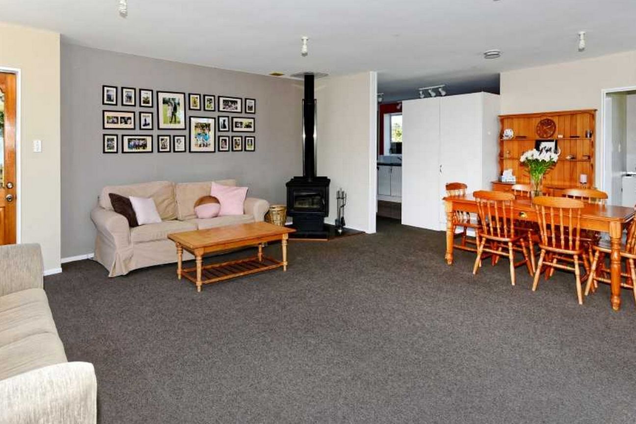 Spacious & Inviting - Fler