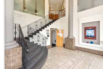 PREMIUM OFFICE WITH 25+ SECURE CAR PARKS
