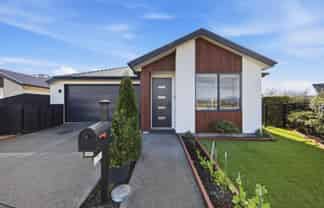 42 Manakura Street, Russley