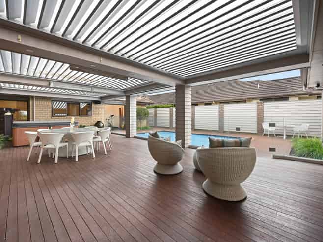 21 Darjon Drive, Huntington