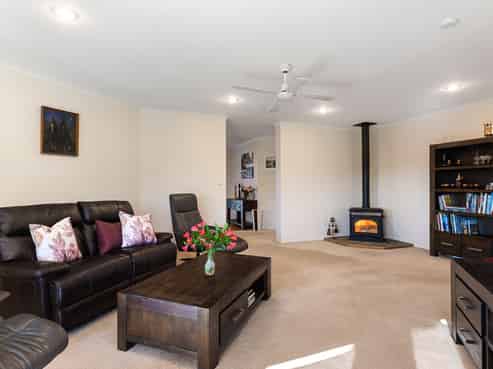 13 Roger Street, Lytton West