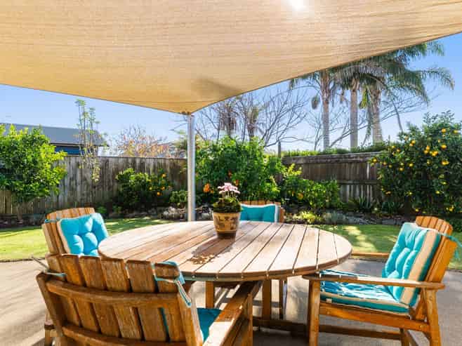 13 Roger Street, Lytton West