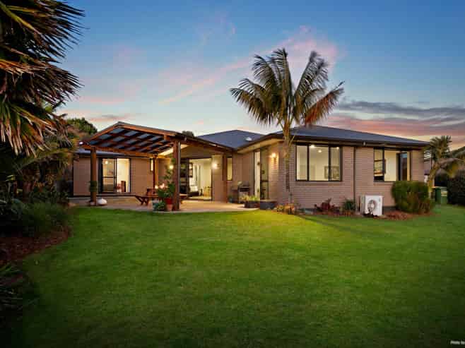 5 Basin Place, Pukekohe