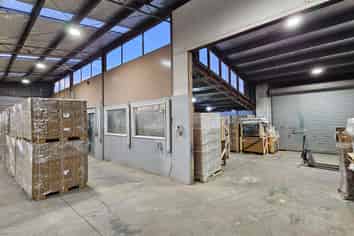 Mosgiel Workshop with Yard