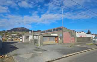 Mosgiel Workshop with Yard