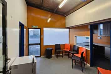 Mosgiel Workshop with Yard