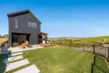 25 Waitai Crescent, Warkworth