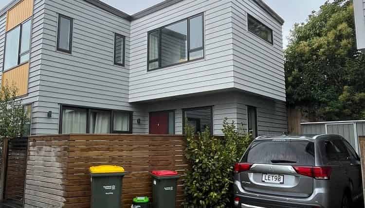 7/4 Edgerton Road, Te Atatu Peninsula