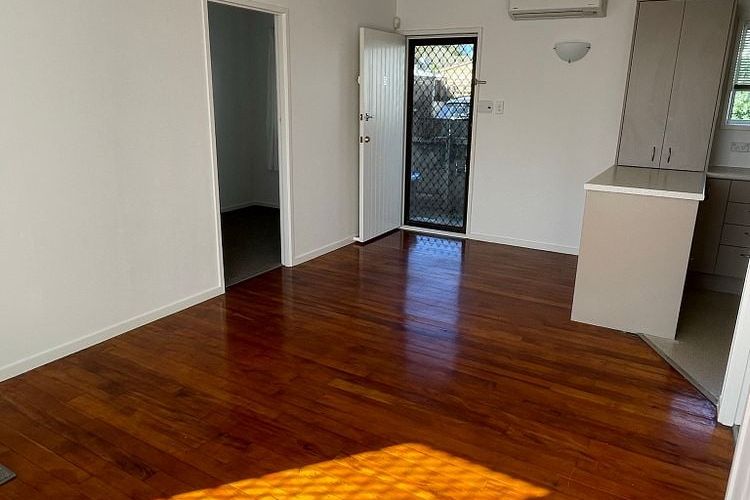 Tidy & Convenient 2BR Unit in Mt. Eden! – pohled 2