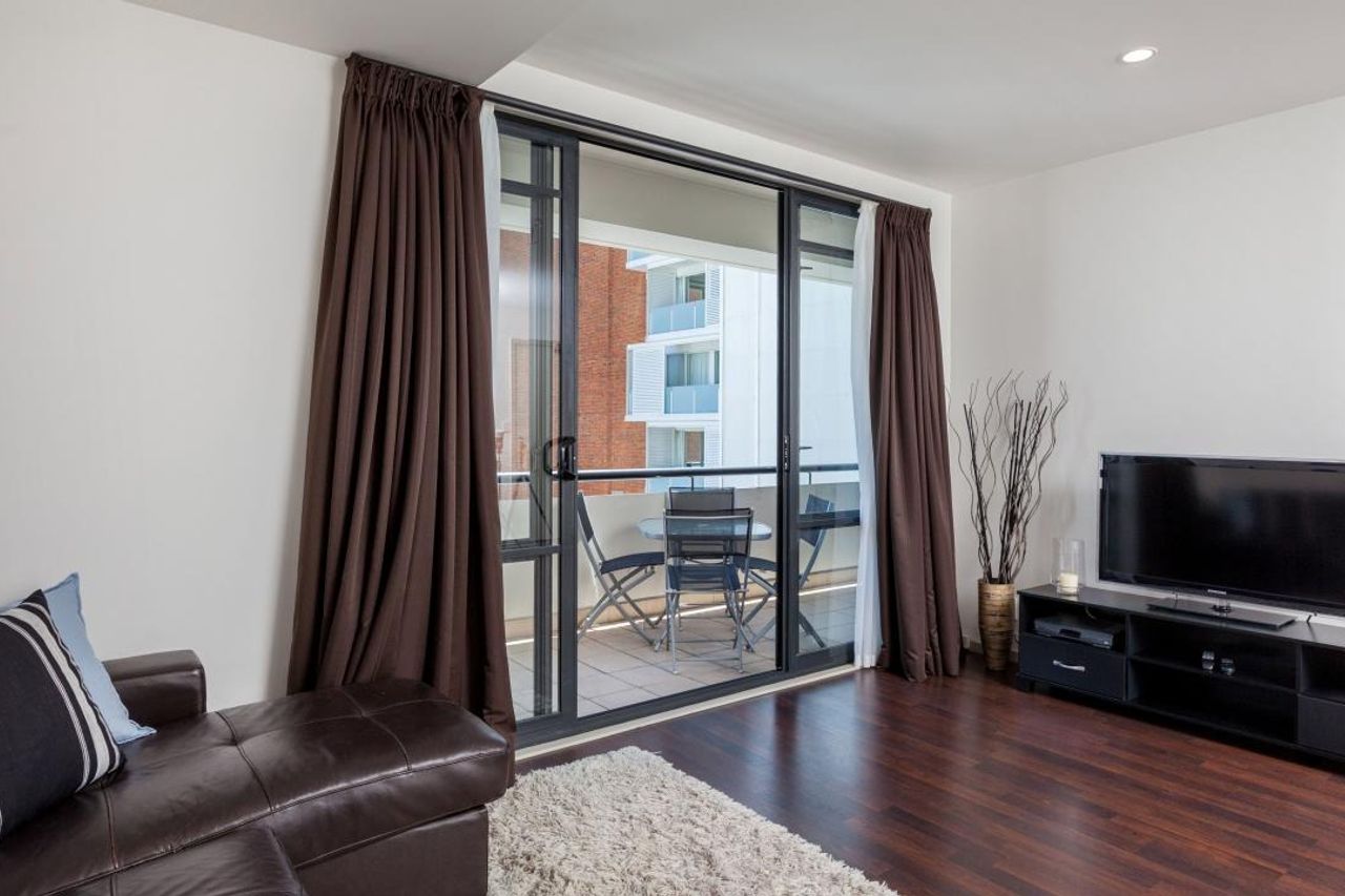 One Bedroom with Car Park Included – pohled 5