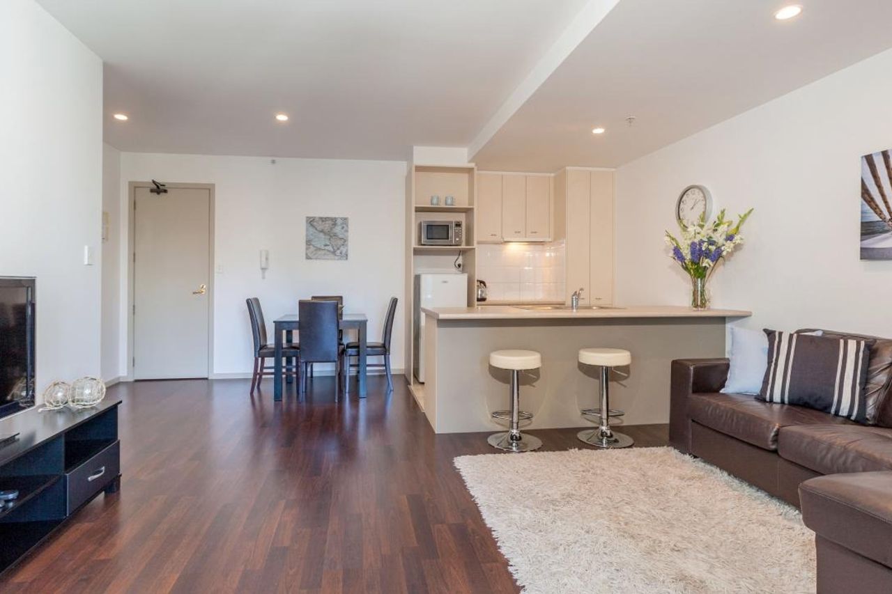 One Bedroom with Car Park Included – pohled 6
