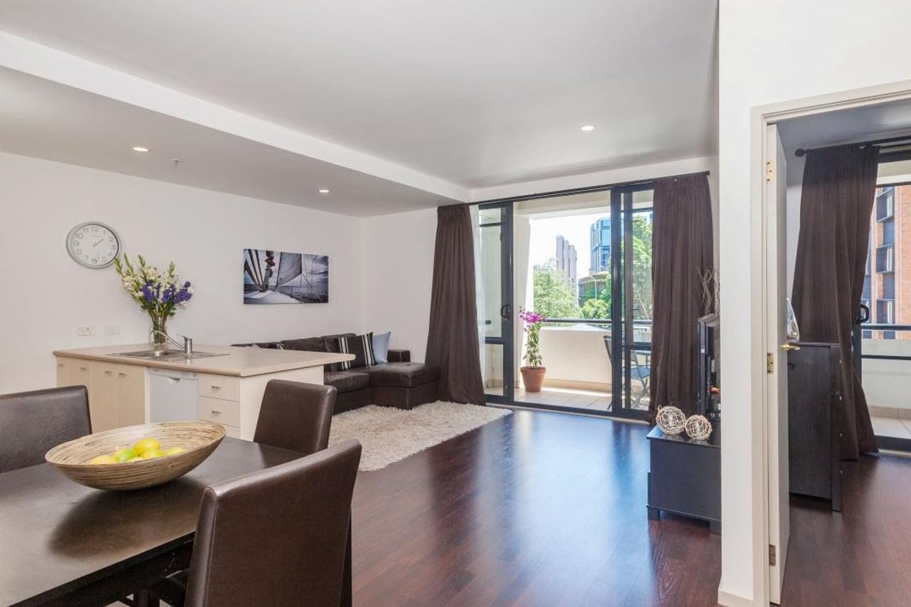 One Bedroom with Car Park Included – pohled 2