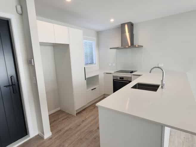 C/42 Marion Street, Silverstream