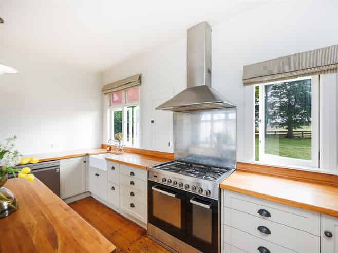  787 Fern Flats Road, Marton