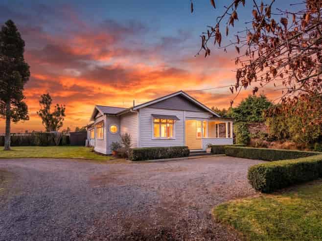  787 Fern Flats Road, Marton