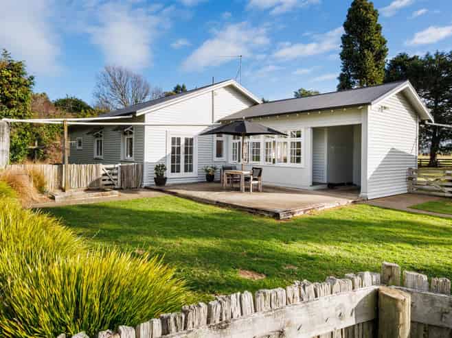  787 Fern Flats Road, Marton