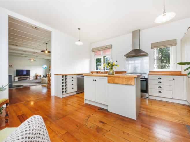  787 Fern Flats Road, Marton
