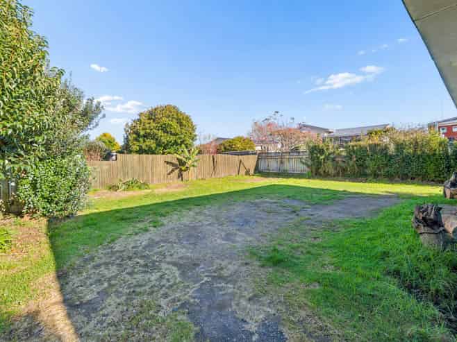 63 Ray Small Drive, Papakura
