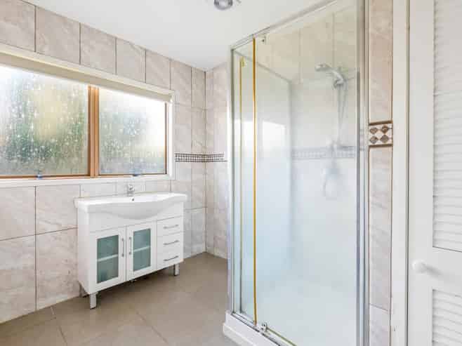 63 Ray Small Drive, Papakura